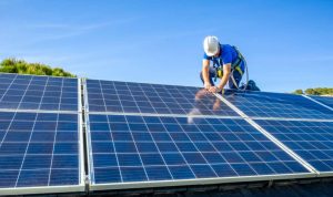 Installation et mise en production des panneaux solaires photovoltaïques à L'Etang-la-Ville
